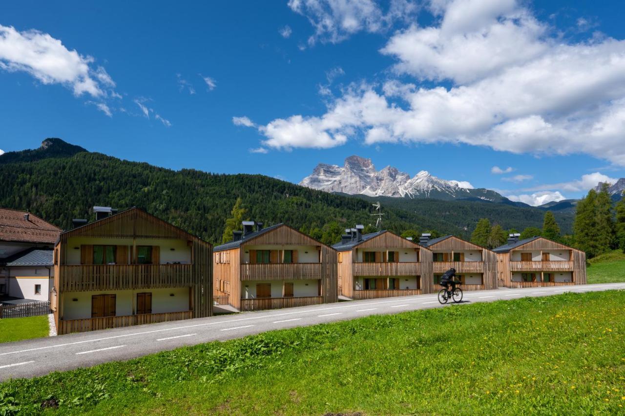 Greenwood Chalet - Spacious Alpine Retreat With Mountain Views Водо-Кадоре Экстерьер фото