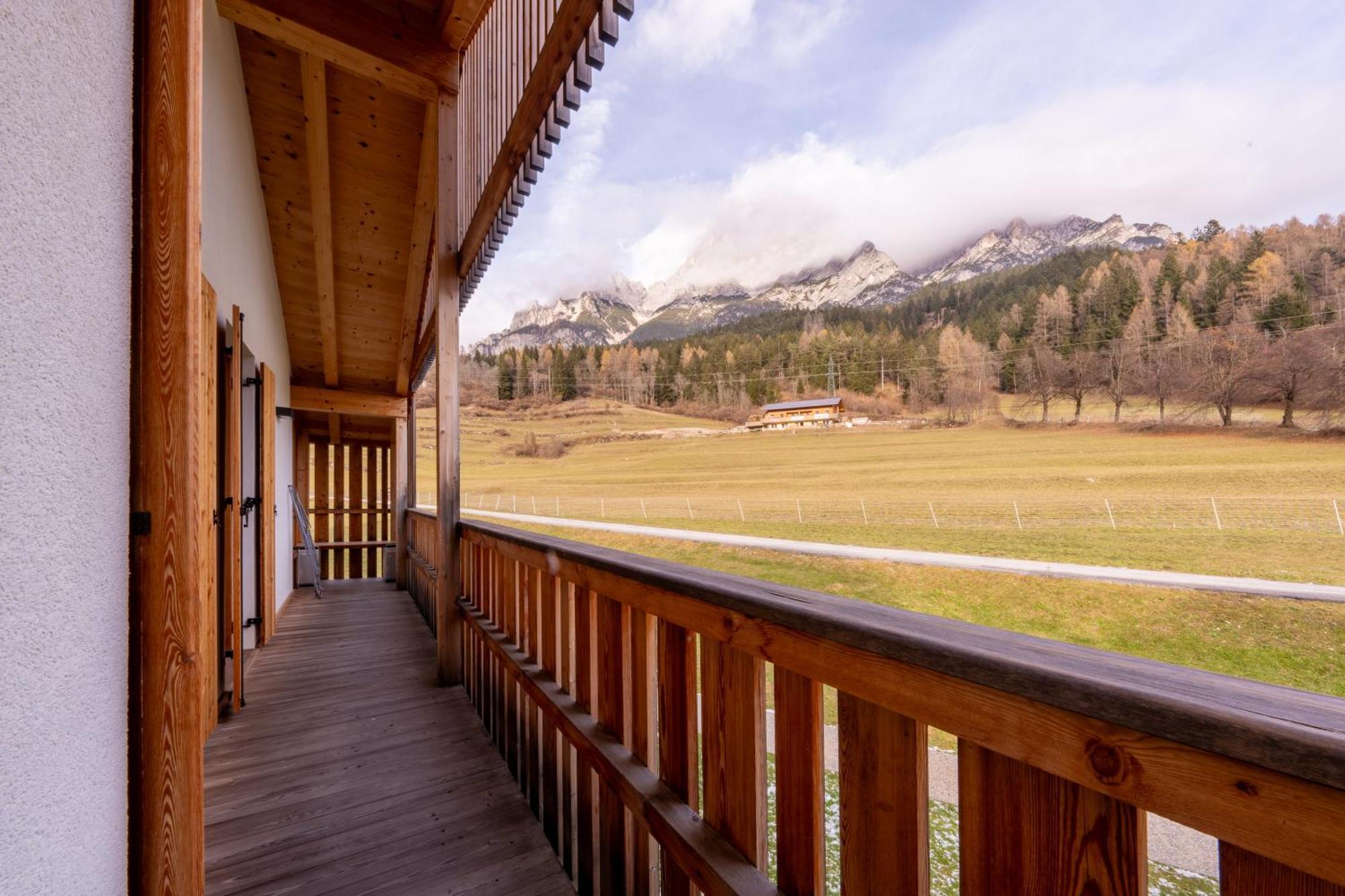 Greenwood Chalet - Spacious Alpine Retreat With Mountain Views Водо-Кадоре Экстерьер фото