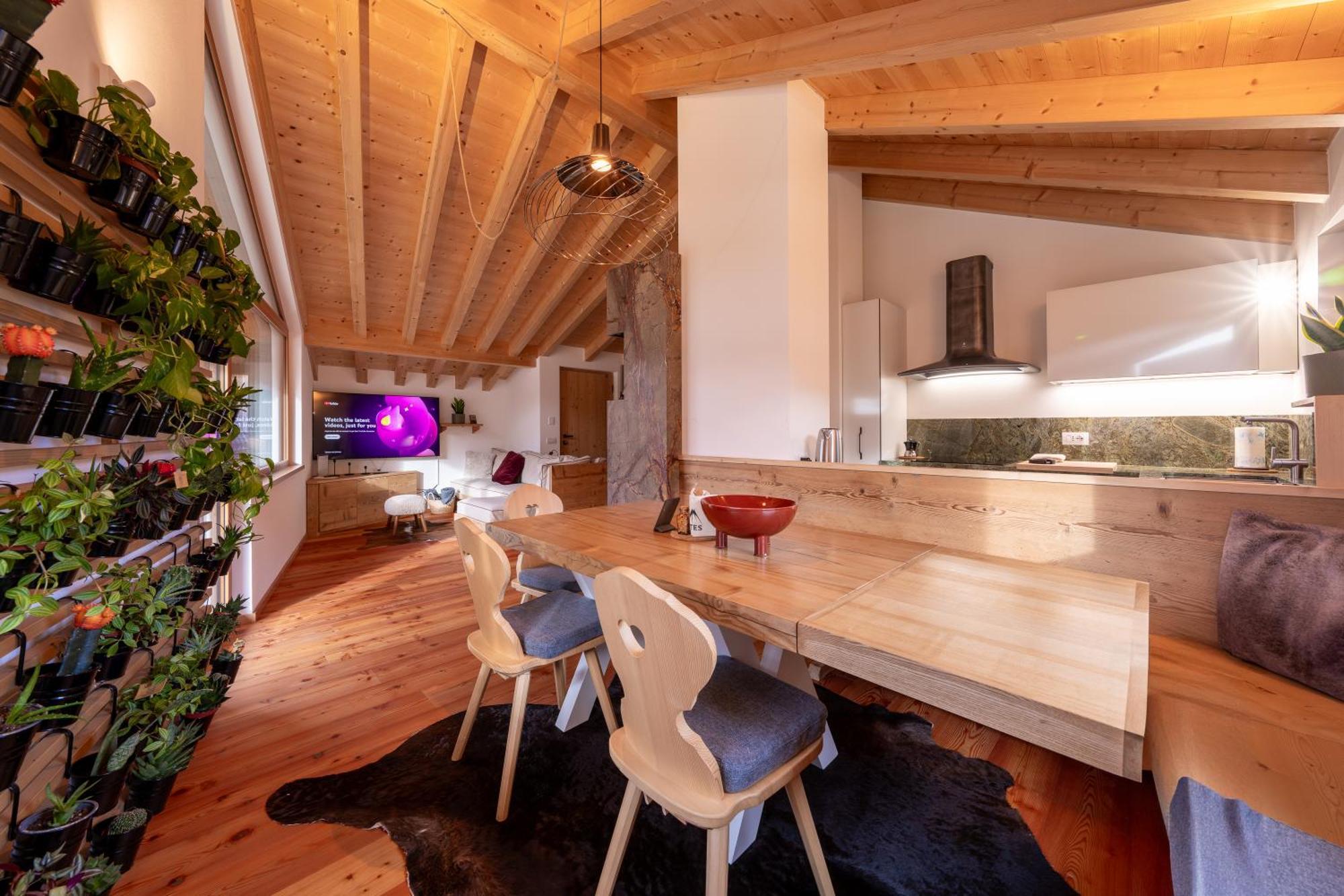 Greenwood Chalet - Spacious Alpine Retreat With Mountain Views Водо-Кадоре Экстерьер фото