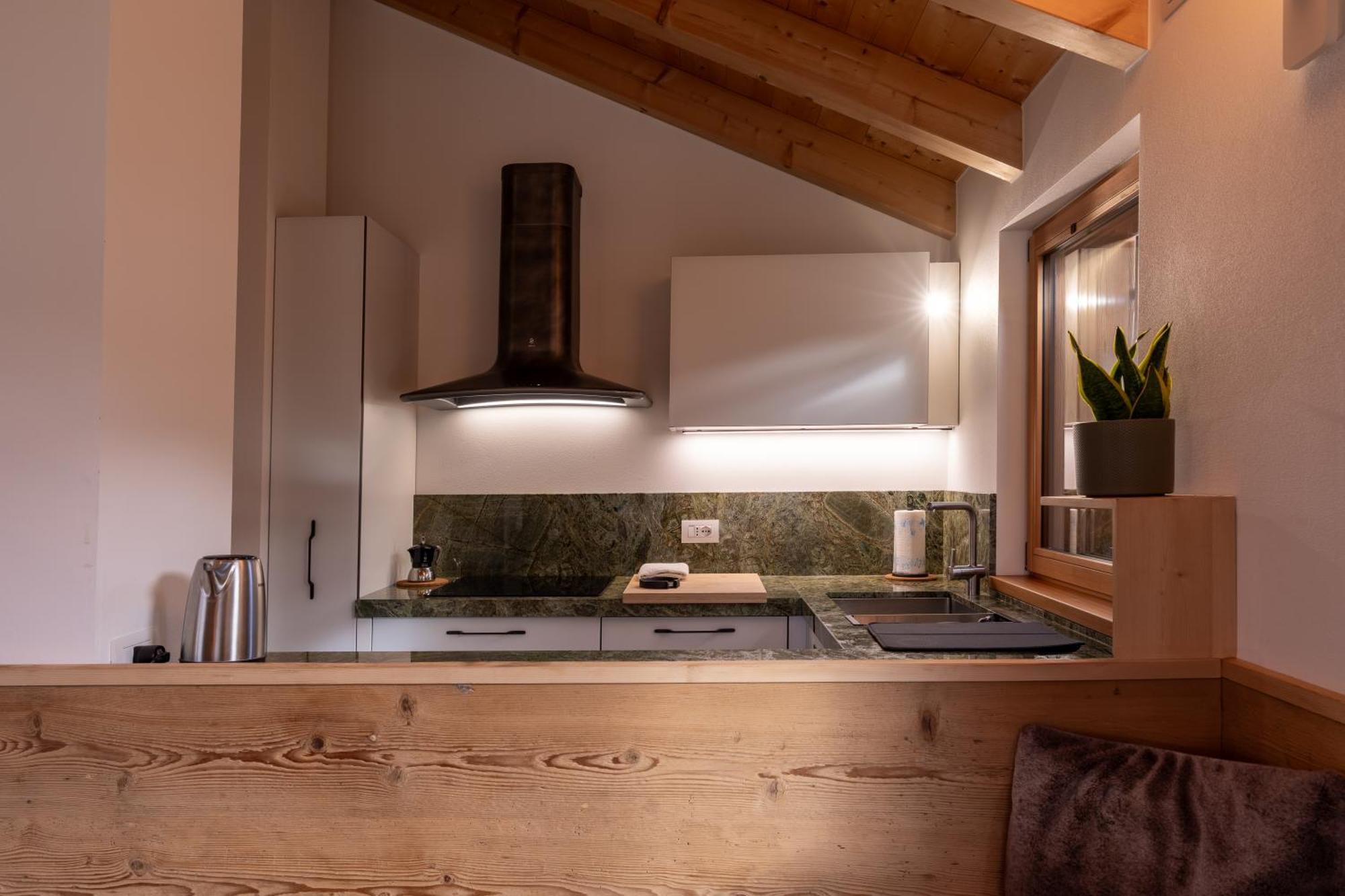 Greenwood Chalet - Spacious Alpine Retreat With Mountain Views Водо-Кадоре Экстерьер фото